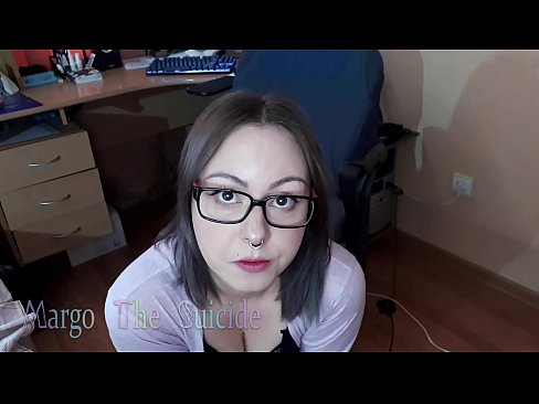 ❤️ Musikana aneSexy ane Magirazi Anoyamwa Dildo Zvakadzama paKamera Zvinonyadzisira vk ❌❤